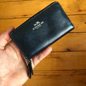 Navy COACH mini clutch